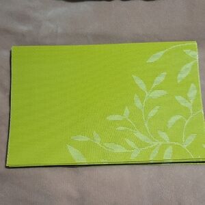 NWOT Lime Green Placemats with Leaf Design, Reversible, 13" x 19"